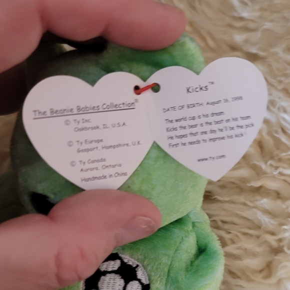 Ty Beanie Baby Kicks Soccer Color Green Size 9" NWT - Picture 4 of 8